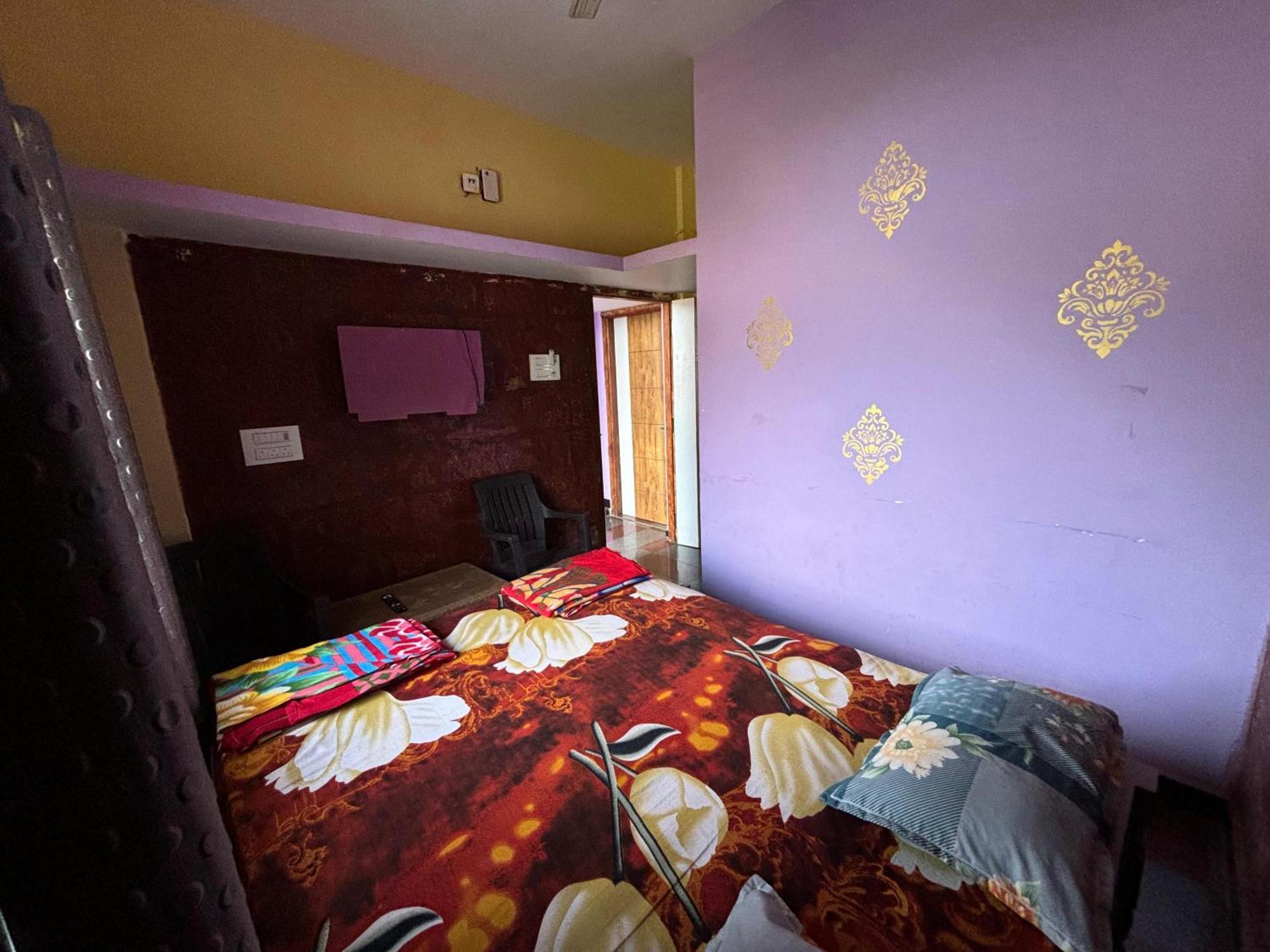 Dandeli Nakadi Home Stay Luaran gambar